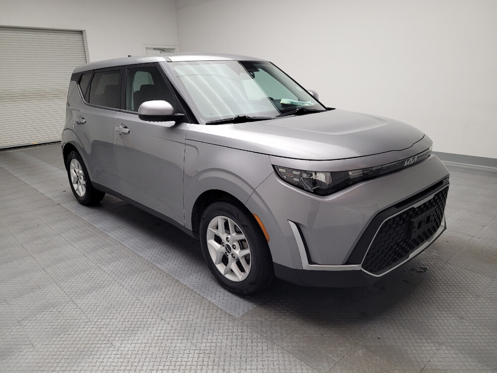 2023 Kia Soul in Montclair, CA 91763 - 18126018 13