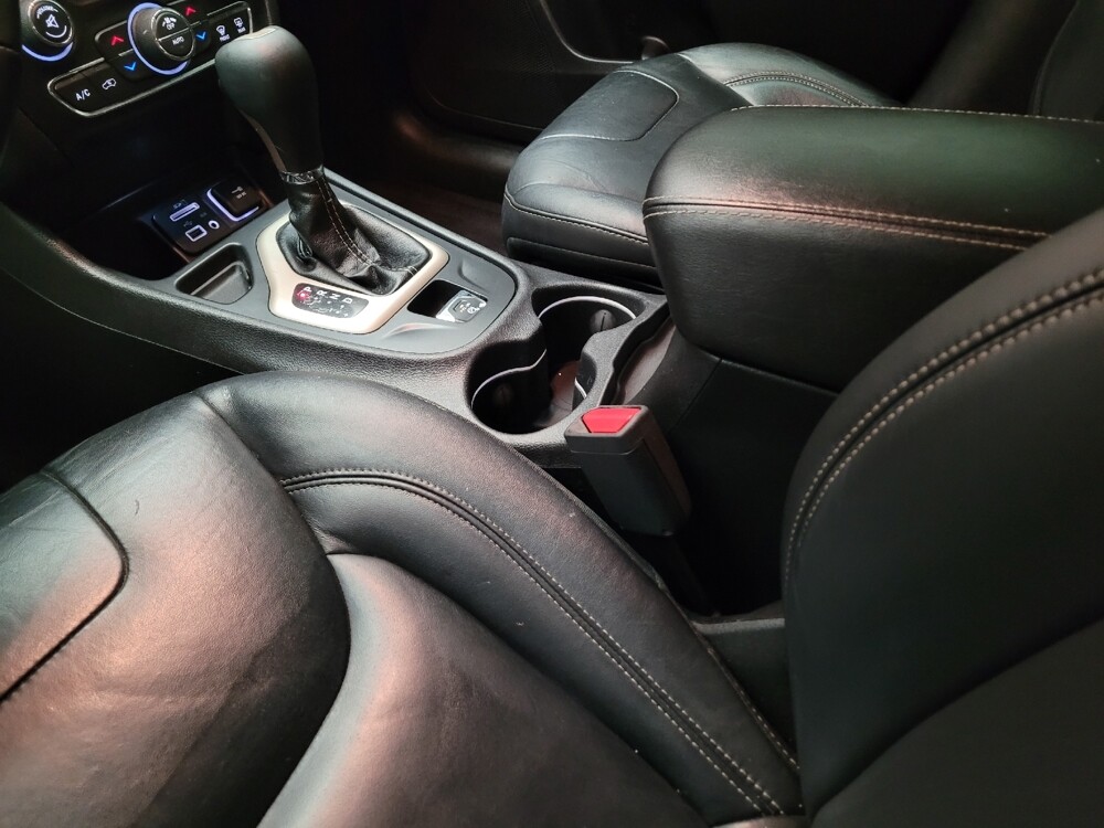 2017 Jeep Cherokee in Montclair, CA 91763 - 18126021 26