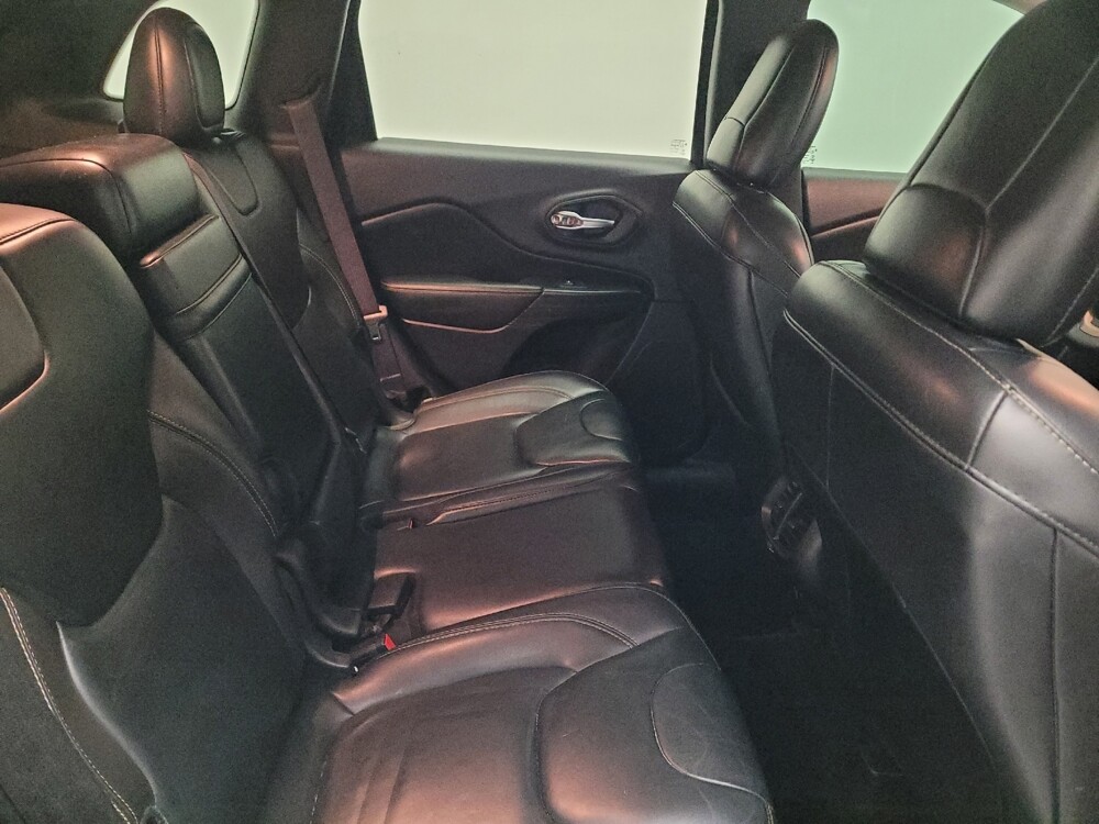 2017 Jeep Cherokee in Montclair, CA 91763 - 18126021 19