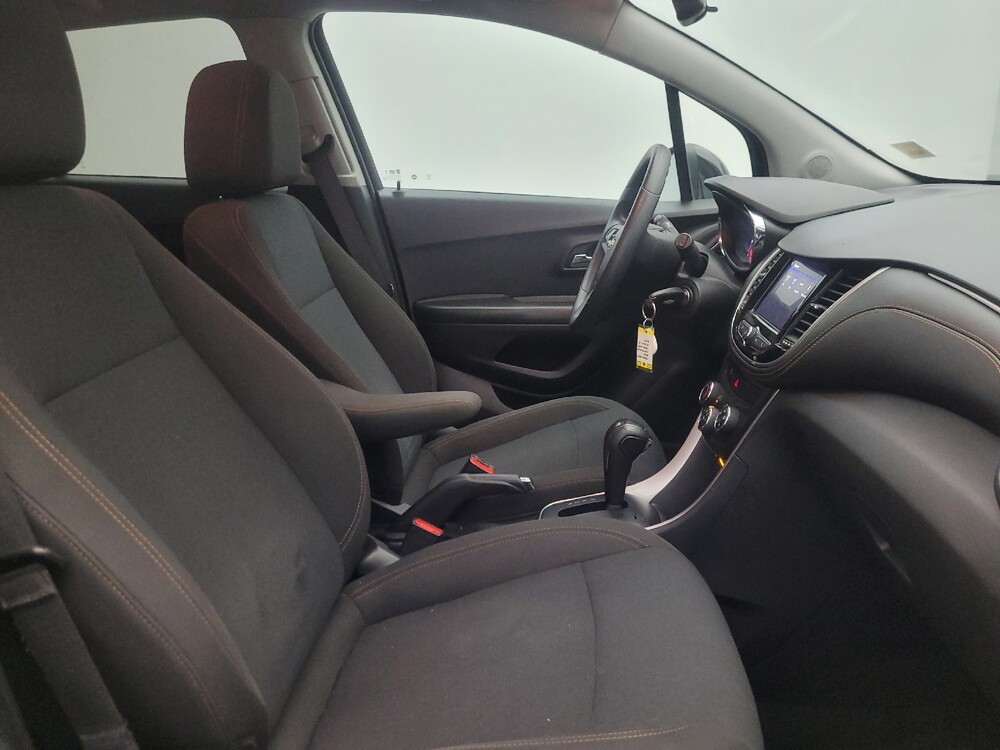 2022 Chevrolet Trax in Glendale, AZ 85301 - 18126022 21