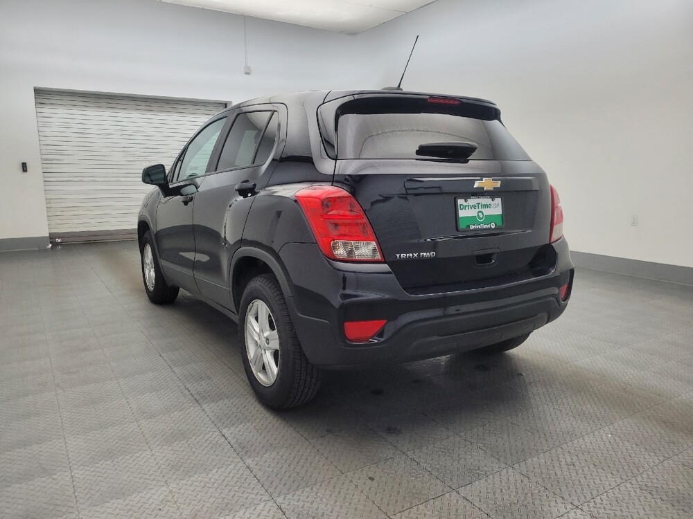 2022 Chevrolet Trax in Glendale, AZ 85301 - 18126022 5