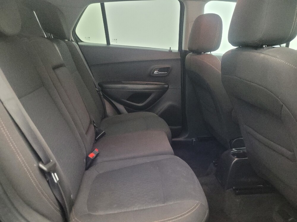 2022 Chevrolet Trax in Glendale, AZ 85301 - 18126022 19