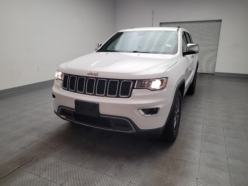 2017 Jeep Grand Cherokee in Downey, CA 90241 - 18126023 15