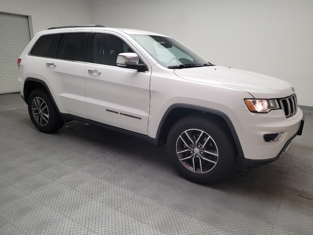 2017 Jeep Grand Cherokee in Downey, CA 90241 - 18126023 11