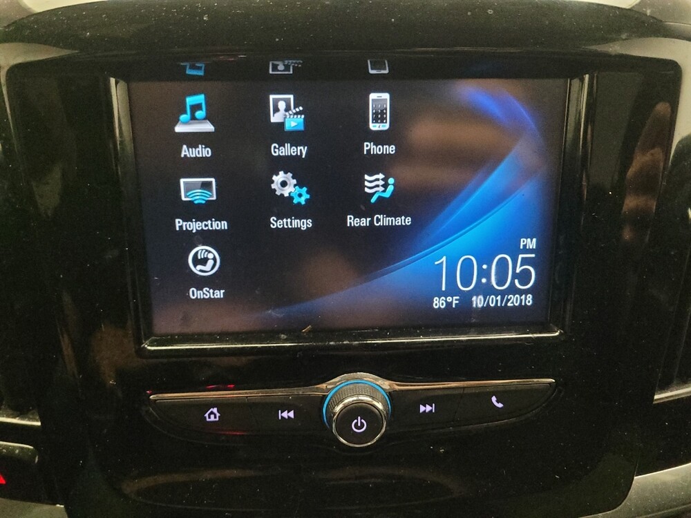 2019 Chevrolet Traverse in Montclair, CA 91763 - 18126025 25