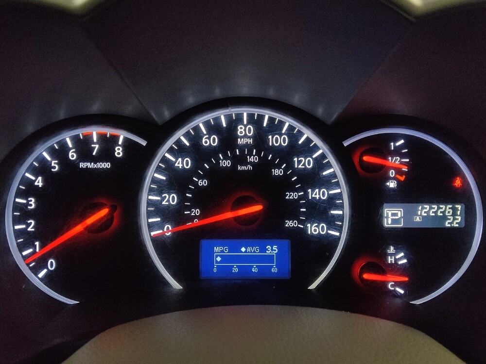 2014 Nissan Quest in Pelham, AL 35124 - 18126029 23