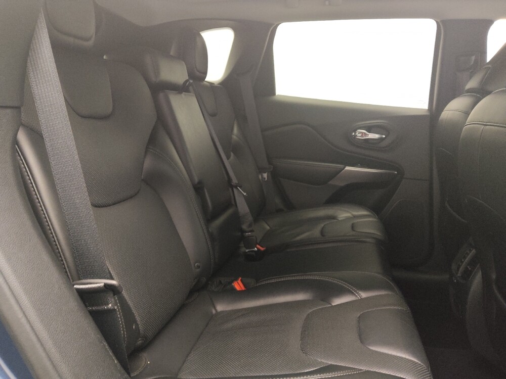 2019 Jeep Cherokee in Union City, GA 30291 - 18126035 19