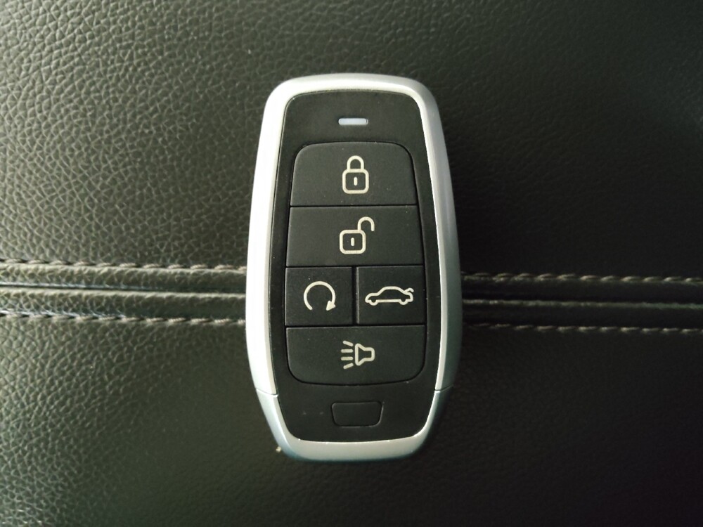 2024 Chevrolet Malibu in Pelham, AL 35124 - 18126038 32