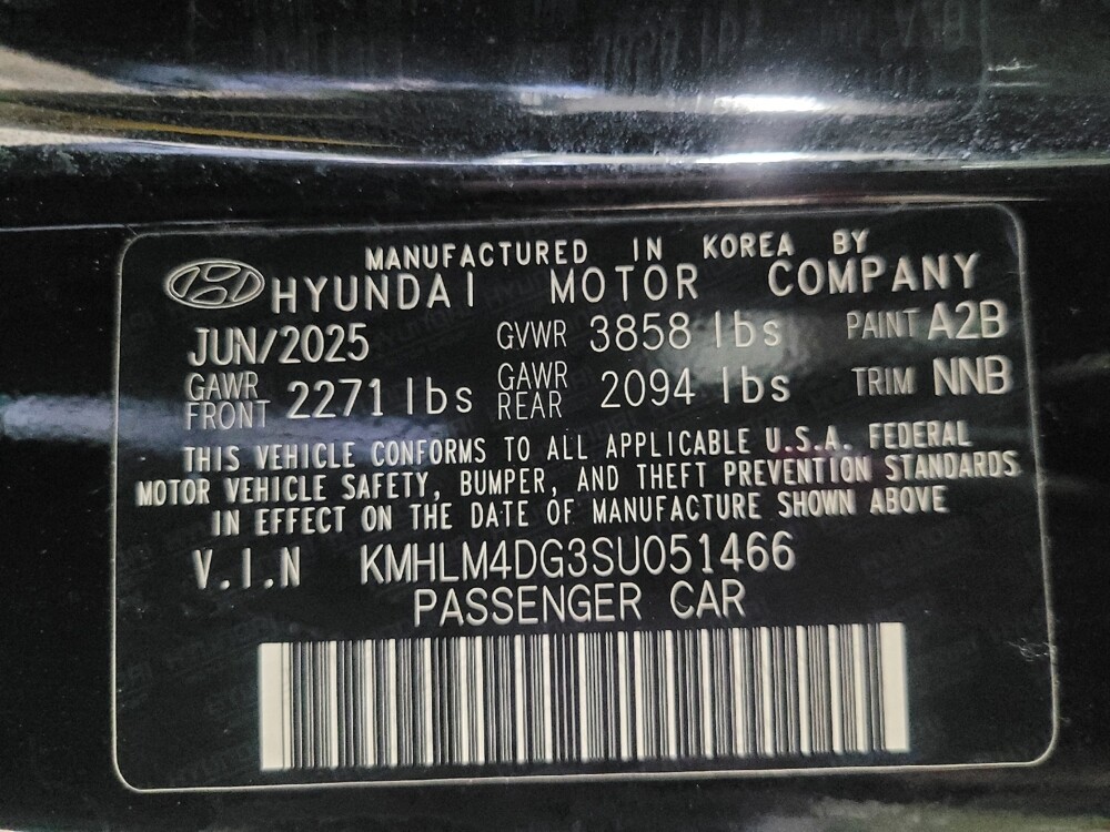 2025 Hyundai Elantra in Conyers, GA 30094 - 18126043 33