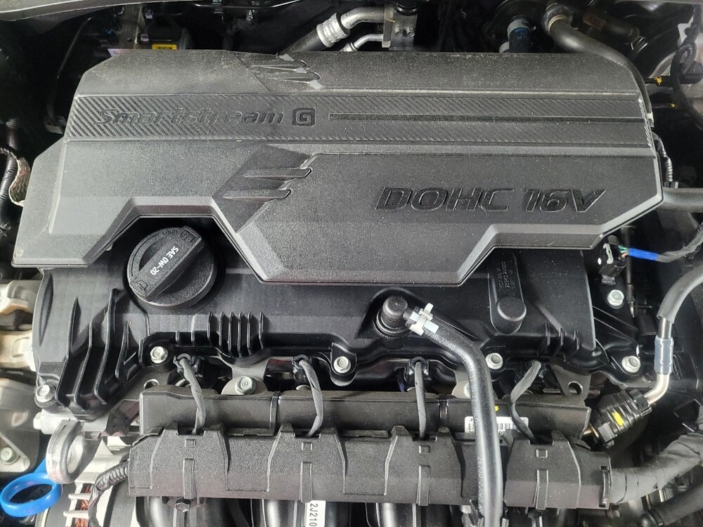 2025 Hyundai Elantra in Conyers, GA 30094 - 18126043 30