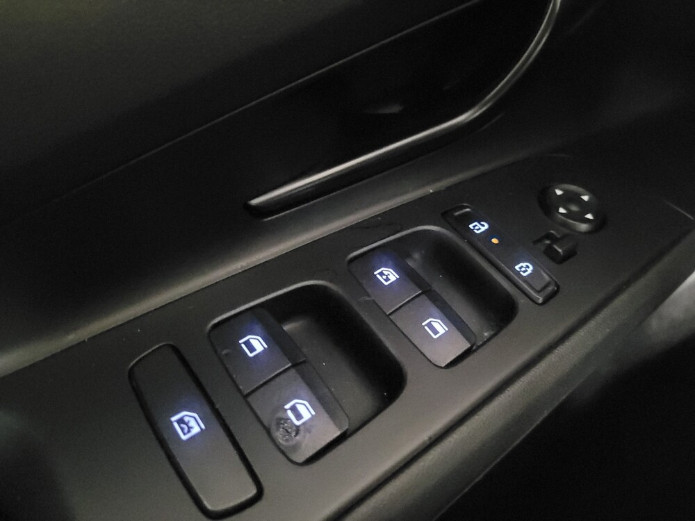 2025 Hyundai Elantra in Conyers, GA 30094 - 18126043 27