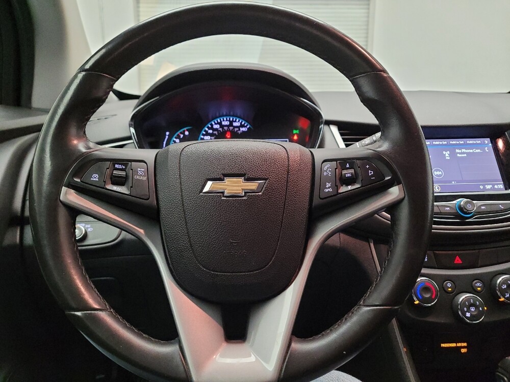 2018 Chevrolet Trax in Riverside, CA 92504 - 18126045 22