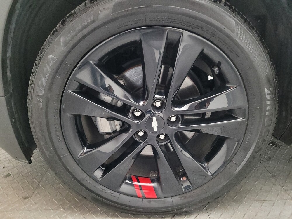 2018 Chevrolet Trax in Riverside, CA 92504 - 18126045 31