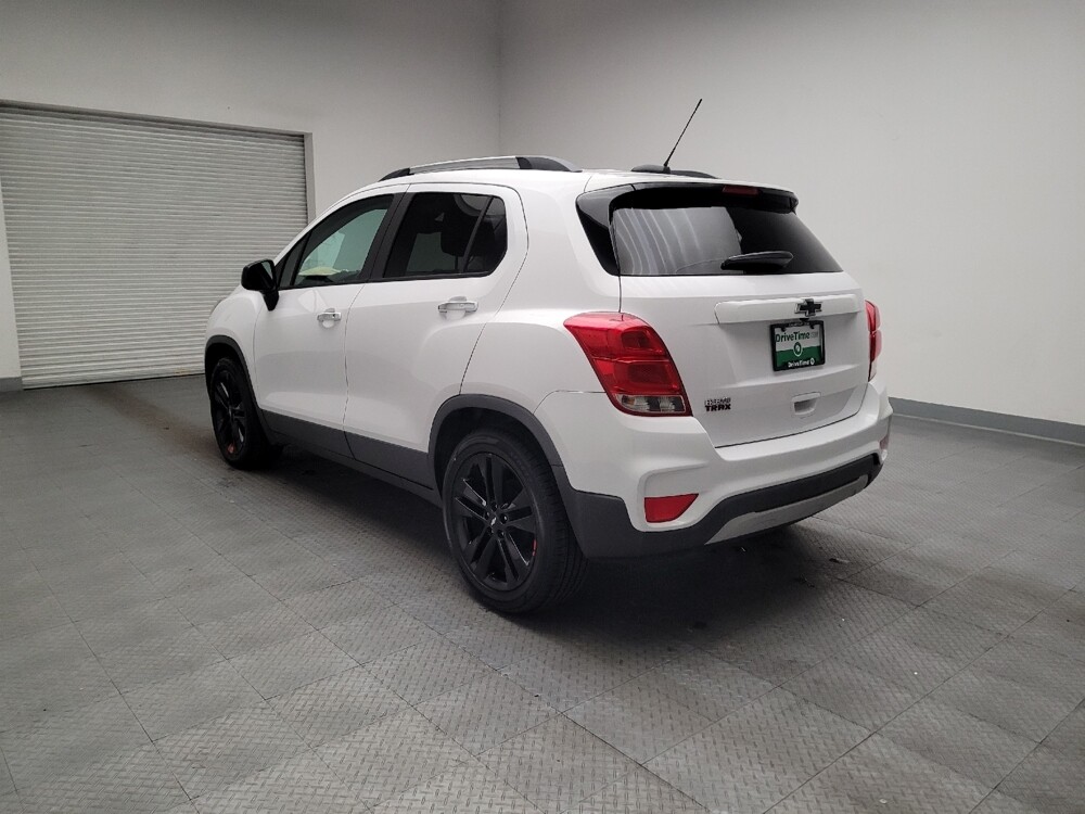 2018 Chevrolet Trax in Riverside, CA 92504 - 18126045 5