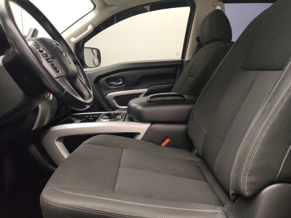 2019 Nissan Titan in Lubbock, TX 79424 - 18126055 17