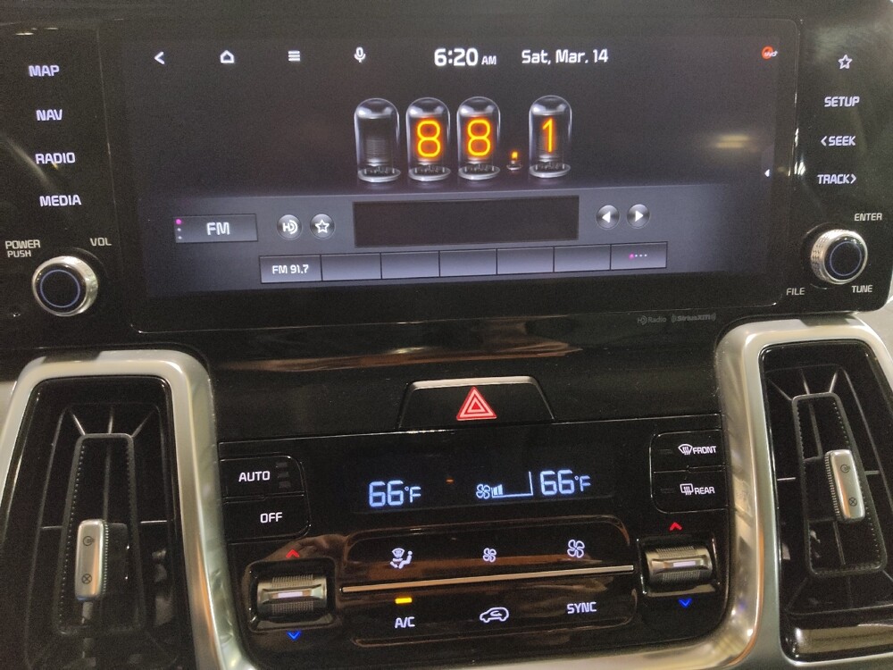 2021 Kia Sorento in Oklahoma City, OK 73139 - 18126057 25