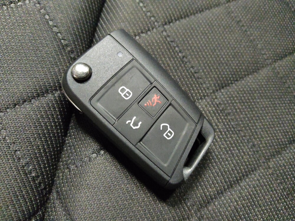 2021 Volkswagen Atlas in Tucson, AZ 85705 - 18126061 32