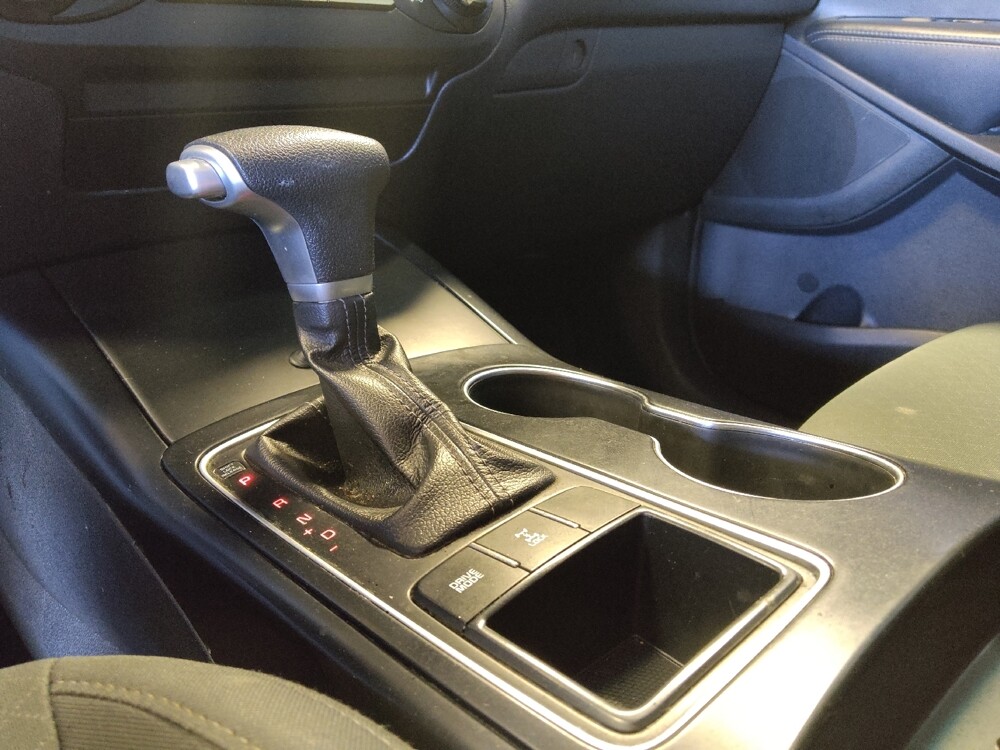 2020 Kia Sorento in Glendale, AZ 85301 - 18126064 26