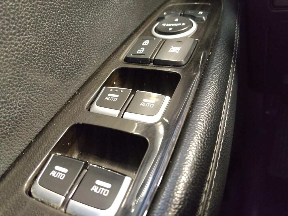 2020 Kia Sorento in Glendale, AZ 85301 - 18126064 27