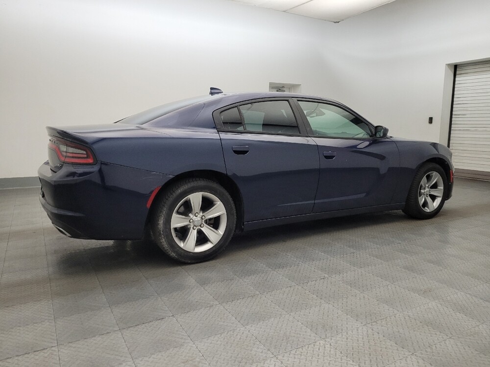 2015 Dodge Charger in Glendale, AZ 85301 - 18126065 10