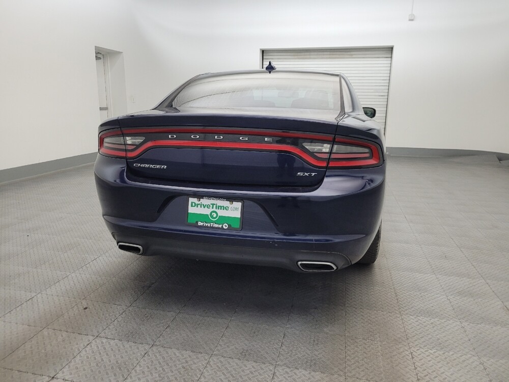 2015 Dodge Charger in Glendale, AZ 85301 - 18126065 7