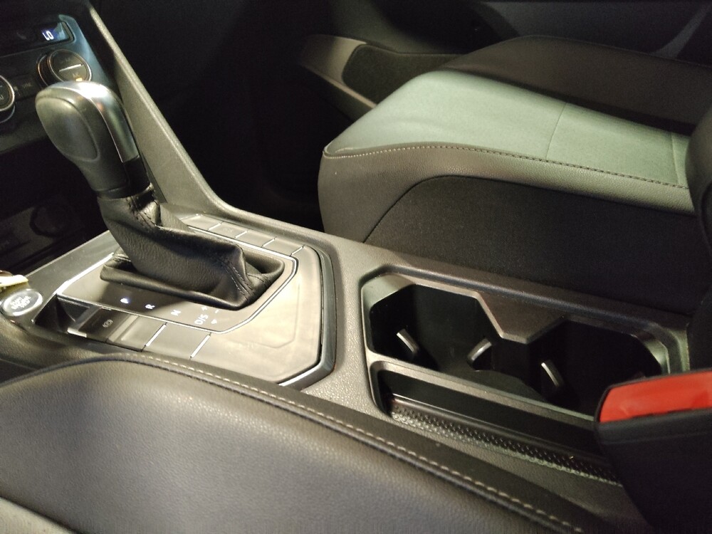 2020 Volkswagen Tiguan in Mesa, AZ 85210 - 18126066 26