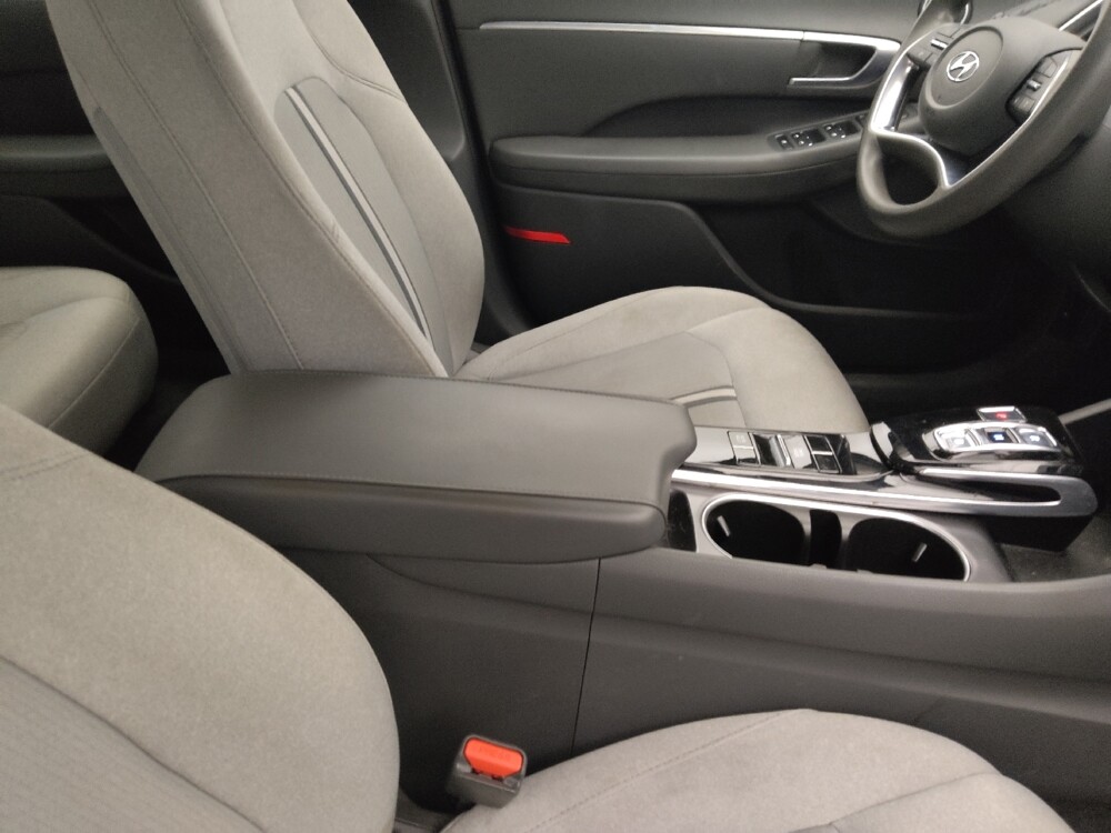 2020 Hyundai Sonata in Tampa, FL 33619 - 18126080 21