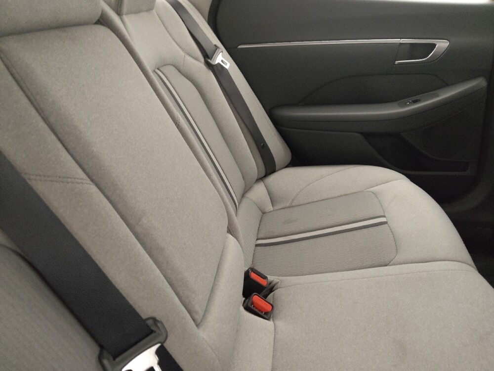 2020 Hyundai Sonata in Tampa, FL 33619 - 18126080 19