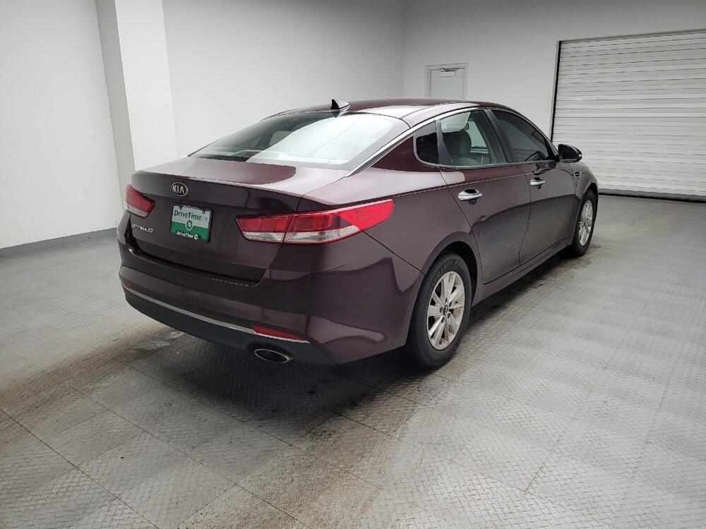 2018 Kia Optima in Grand Rapids, MI 49508 - 18126085 9