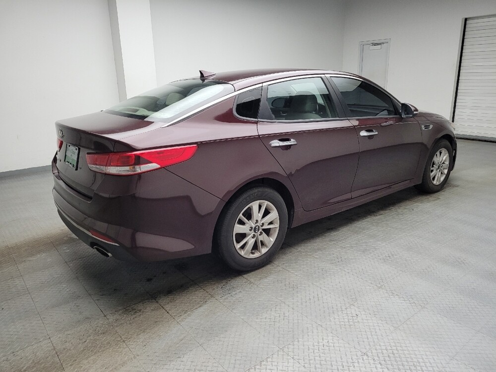 2018 Kia Optima in Grand Rapids, MI 49508 - 18126085 10