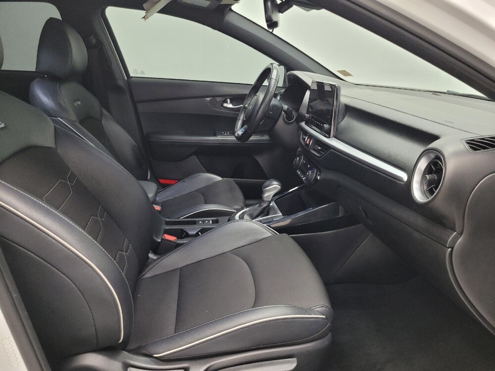 2023 Kia Forte in Las Vegas, NV 89102 - 18126086 21