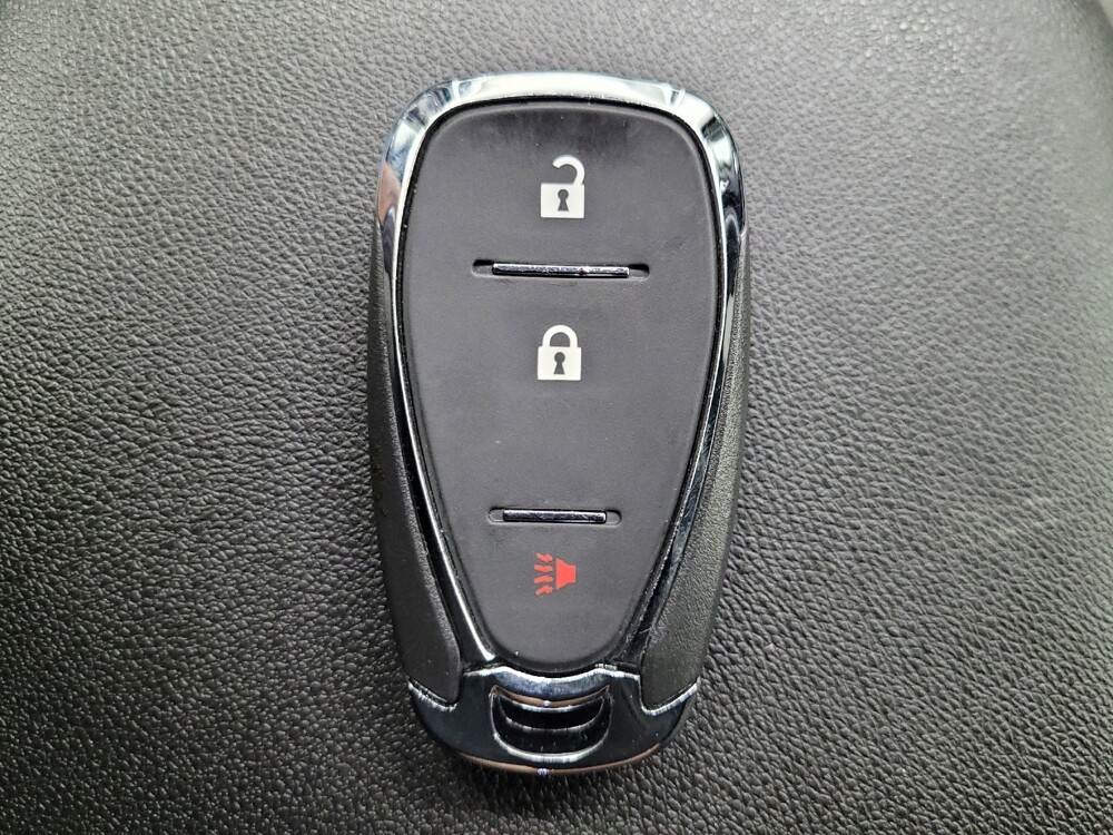 2019 Chevrolet Equinox in Las Vegas, NV 89104 - 18126088 32