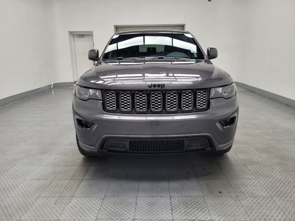 2018 Jeep Grand Cherokee in Las Vegas, NV 89104 - 18126092 14