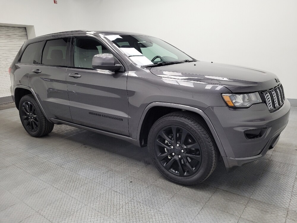 2018 Jeep Grand Cherokee in Las Vegas, NV 89104 - 18126092 11