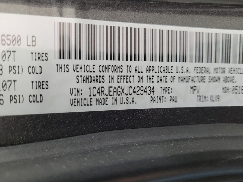 2018 Jeep Grand Cherokee in Las Vegas, NV 89104 - 18126092 33