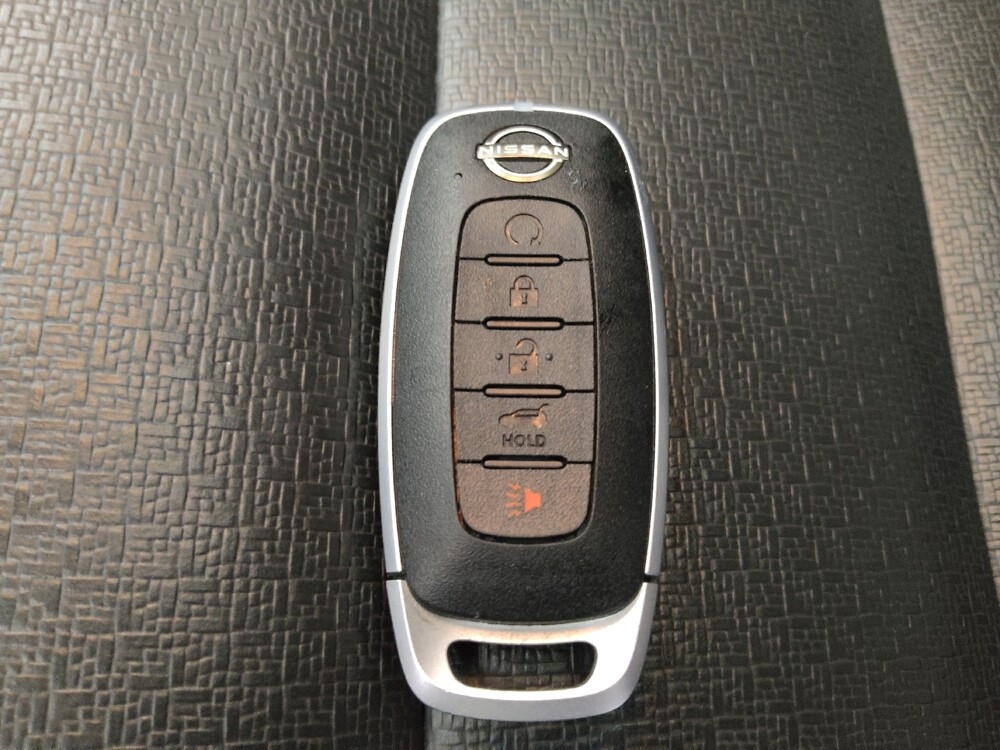 2023 Nissan Rogue in St. Louis, MO 63136 - 18126095 32