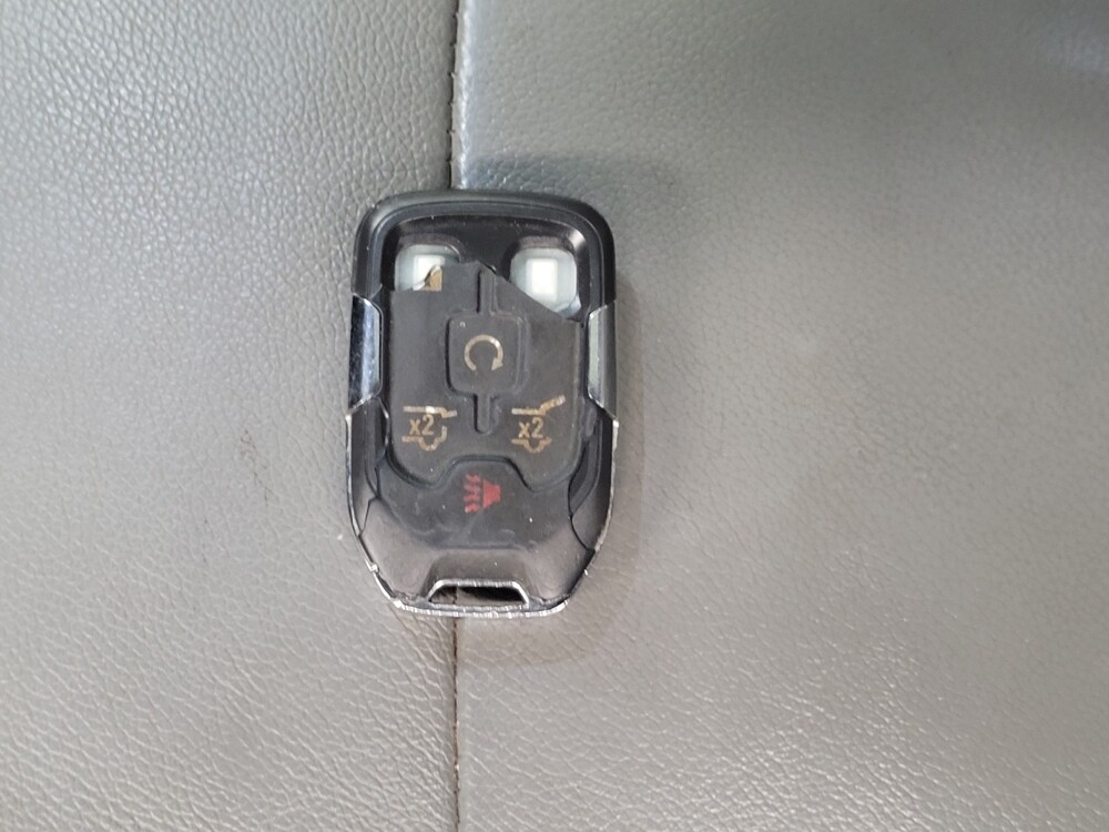 2016 Chevrolet Suburban in Houston, TX 77060 - 18126096 32