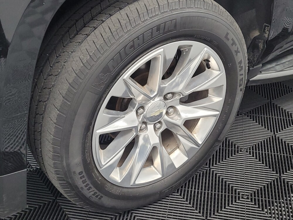 2016 Chevrolet Suburban in Houston, TX 77060 - 18126096 31