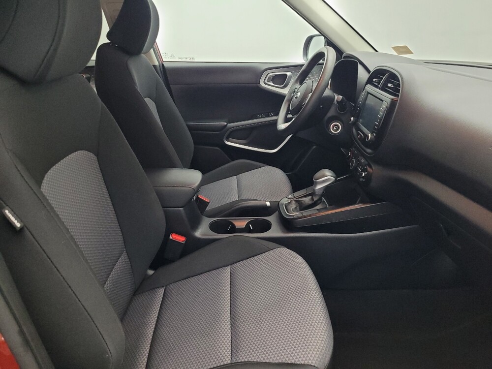 2021 Kia Soul in Miami, FL 33157 - 18126098 21
