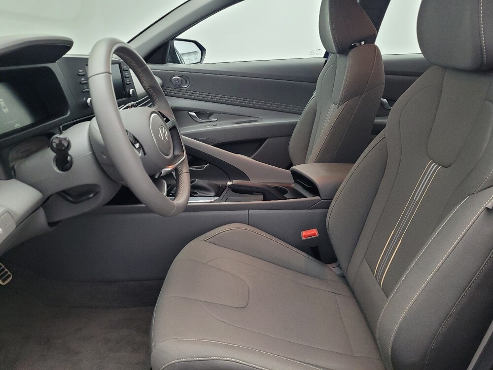 2025 Hyundai Elantra in Lauderdale Lakes, FL 33313 - 18126104 17