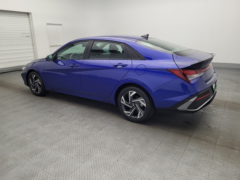 2025 Hyundai Elantra in Lauderdale Lakes, FL 33313 - 18126104 3