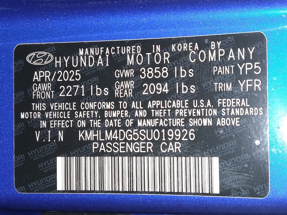 2025 Hyundai Elantra in Lauderdale Lakes, FL 33313 - 18126104 33