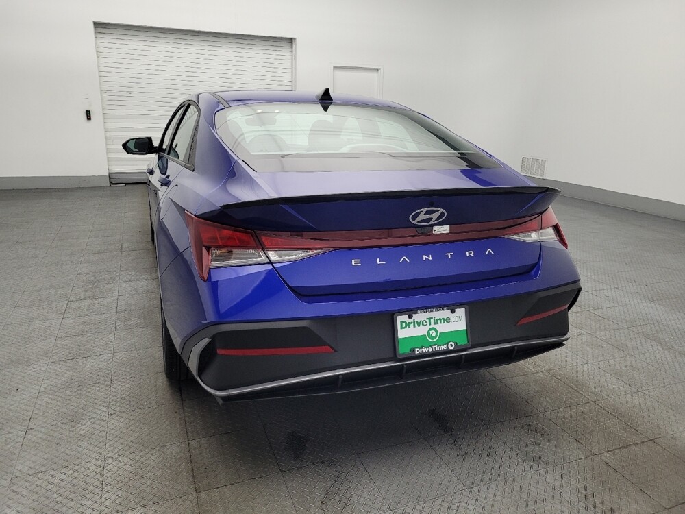 2025 Hyundai Elantra in Lauderdale Lakes, FL 33313 - 18126104 6