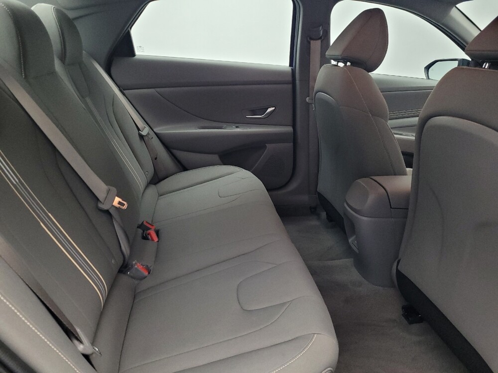 2025 Hyundai Elantra in Lauderdale Lakes, FL 33313 - 18126104 19