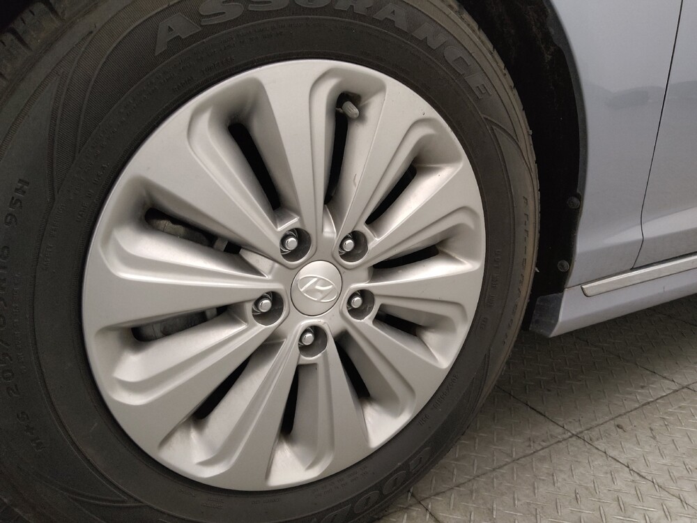 2016 Hyundai Sonata in West Palm Beach, FL 33409 - 18126106 31