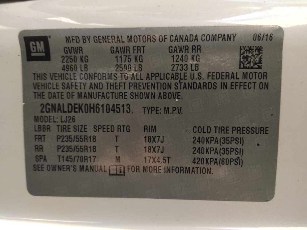 2017 Chevrolet Equinox in Greenville, SC 29607 - 18126117 33