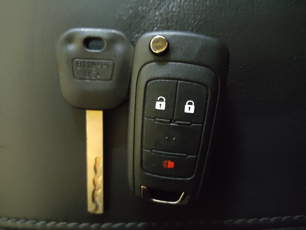 2017 Chevrolet Equinox in Greenville, SC 29607 - 18126117 32