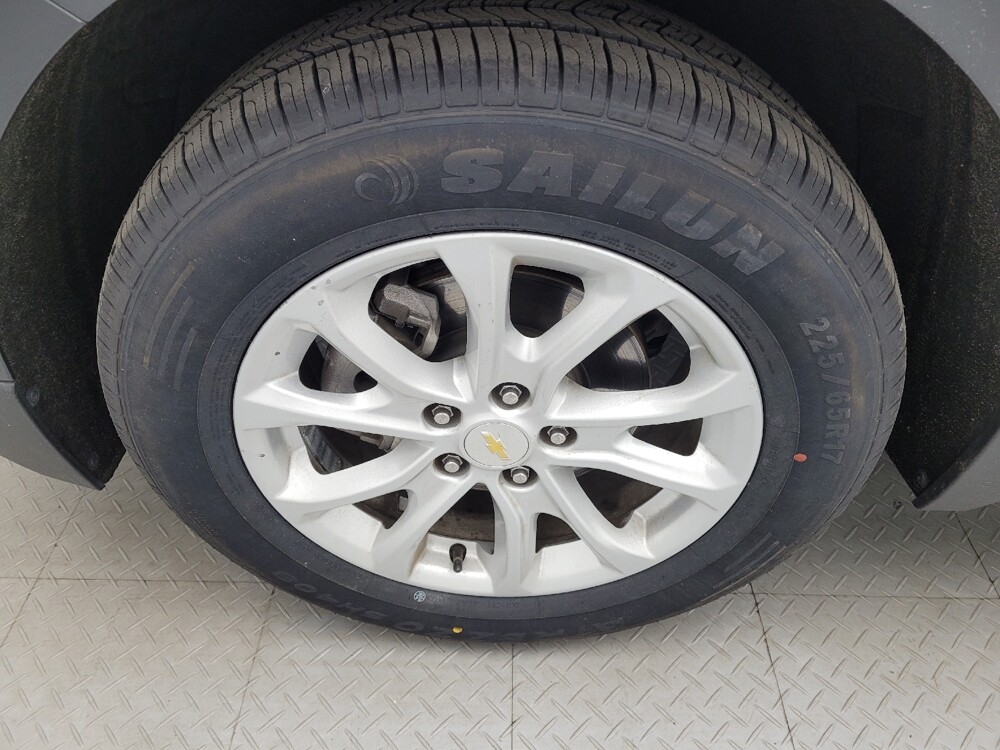 2018 Chevrolet Equinox in Charleston, SC 29414 - 18126120 31