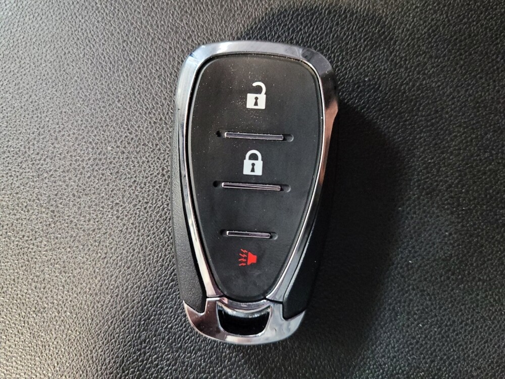 2019 Chevrolet Equinox in Greenville, SC 29607 - 18126123 32