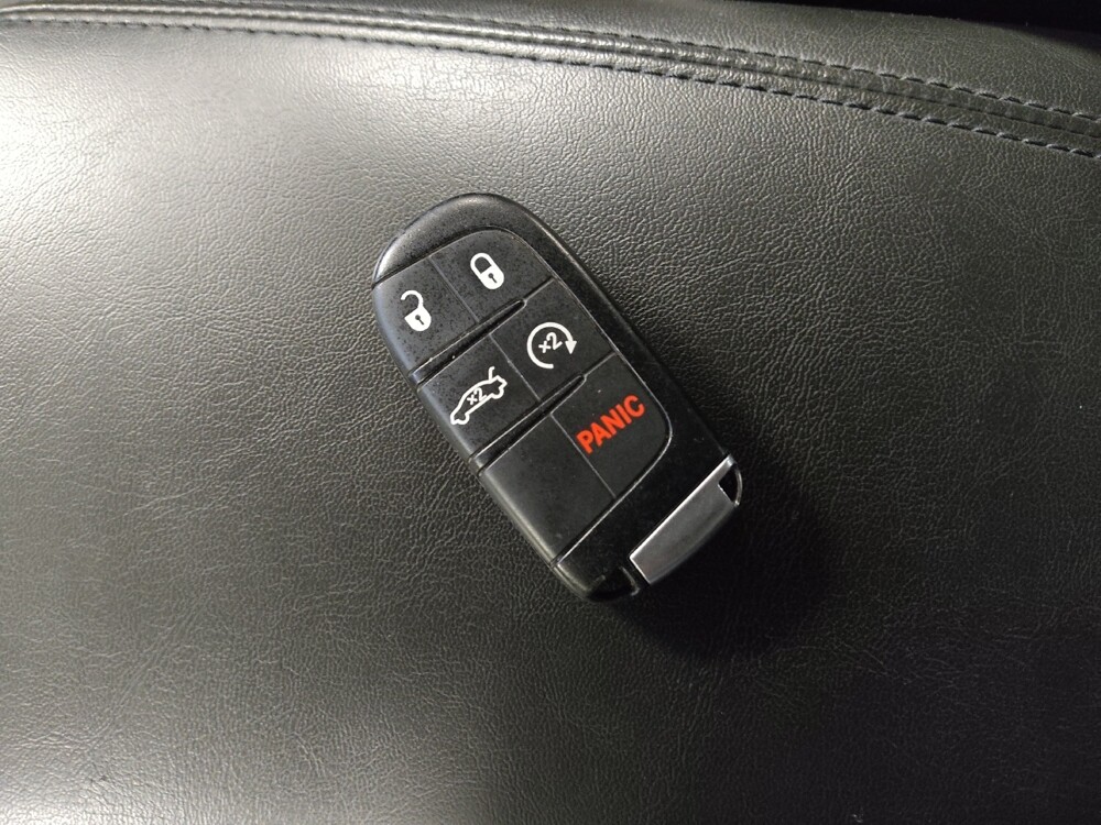 2015 Chrysler 200 in Winston-Salem, NC 27103 - 18126125 32